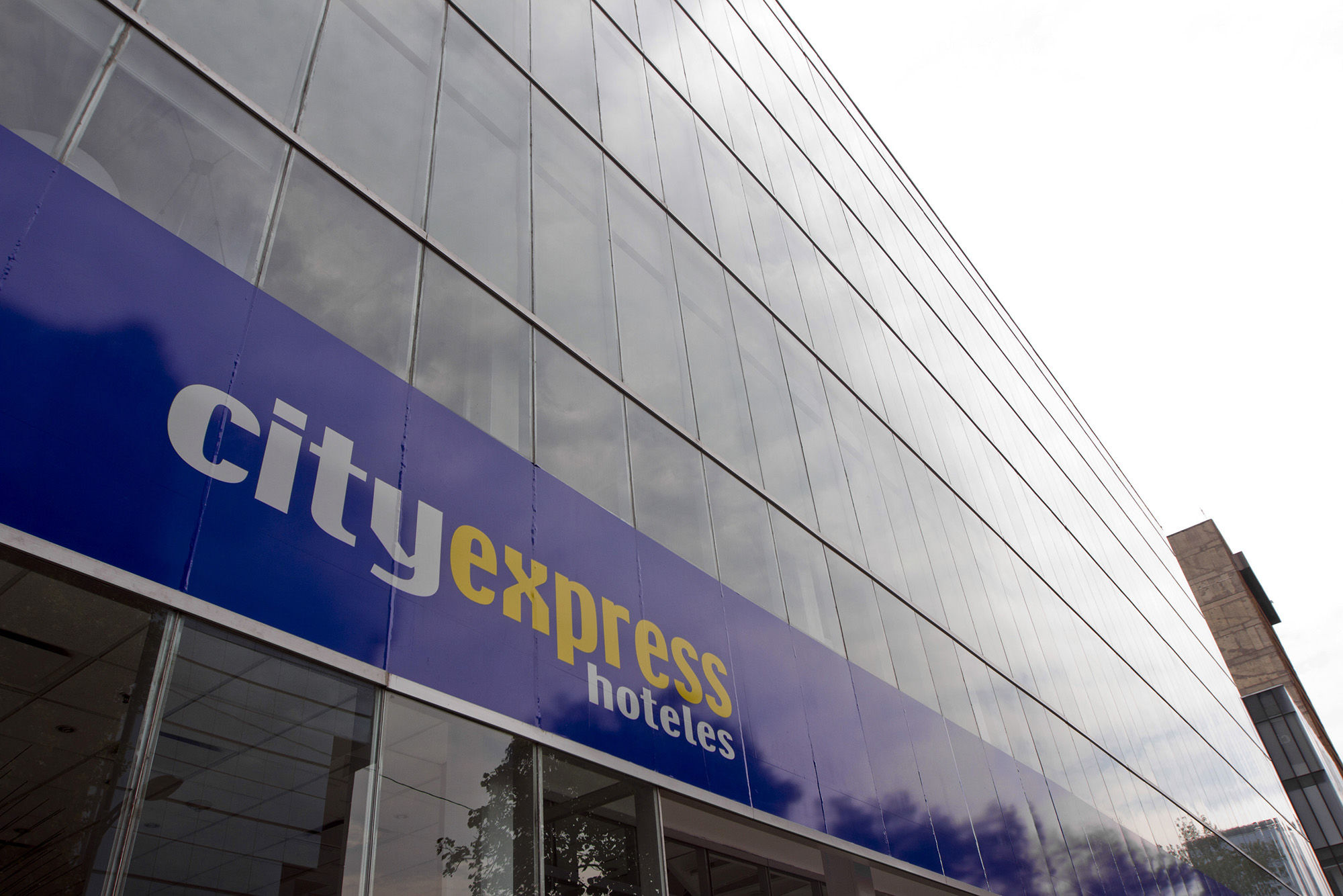 City Express Plus By Marriott Insurgentes Sur Mexico City Exterior photo